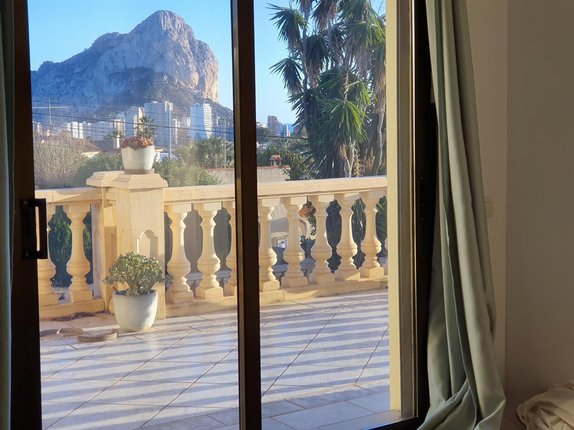 Luxury Villa - Pool, Hot Tub, Aircon, Tvs, Home Cinema, Office, Gbit Internet, Sports Equipment Calpe Luaran gambar